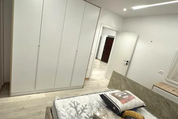 Shtepi me qera Apartament ne Tirane, 1+1, Mobilimi E mobiluar, Pagesa 70,000  Leke.