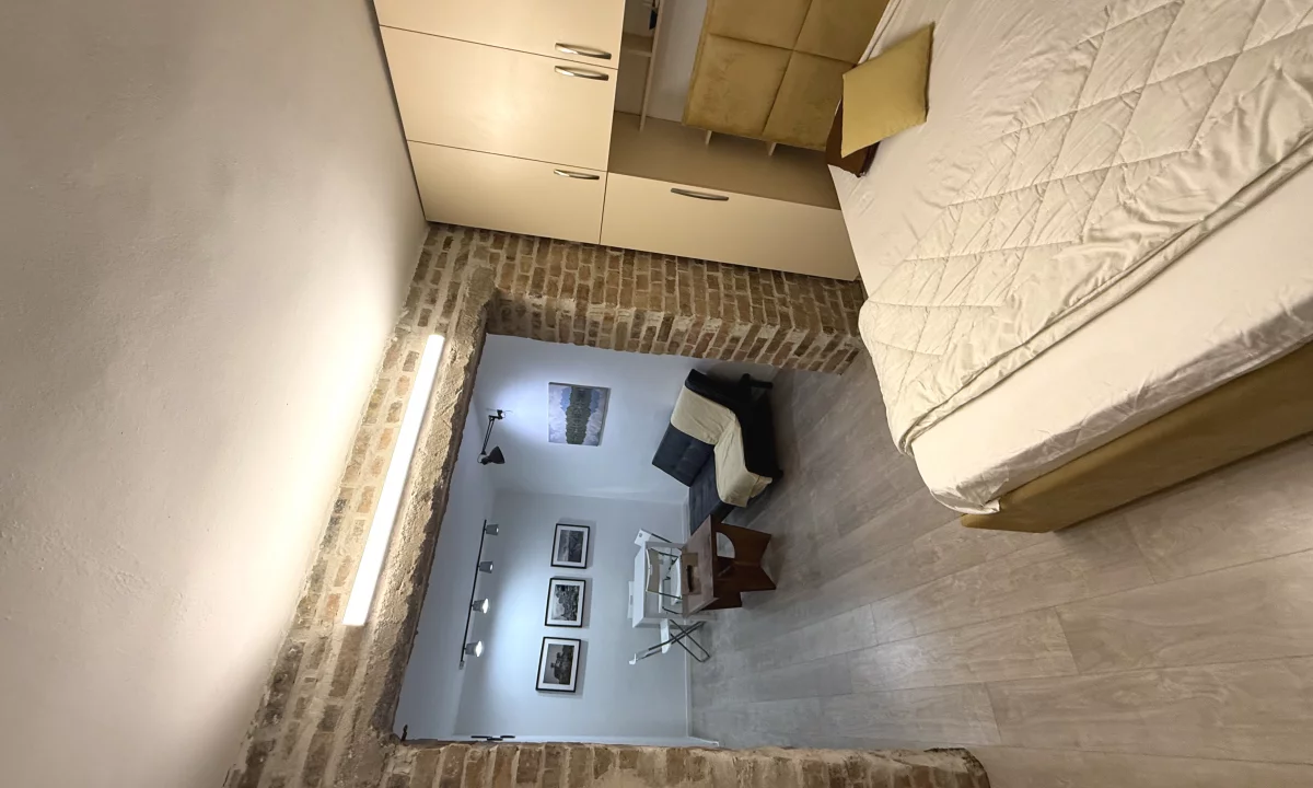 Shtepi me qera Apartament ne Tirane, Garsoniere, Mobilimi E mobiluar, Pagesa 50,000  Leke.