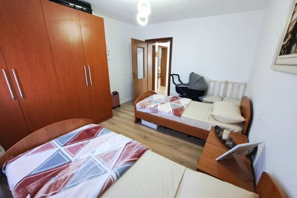 Appartamento in vendita a Tirana 2+1, Arredato