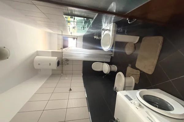 Shtepi me qera Apartament ne Tirane, 1+1, Mobilimi E mobiluar, Pagesa 470  Euro.