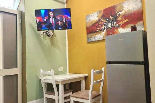 Shtepi me qera Garsoniere ne Tirane - 30,000 Leke
