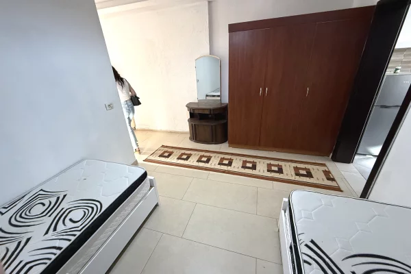 Shtepi me qera Apartament ne Tirane, 1+1, Mobilimi E mobiluar, Pagesa 38,000  Leke.