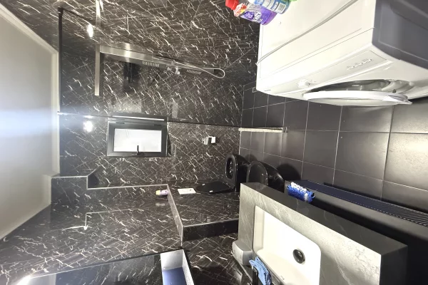 Shtepi me qera Apartament ne Tirane, 1+1, Mobilimi E mobiluar, Pagesa 50,000  Leke.