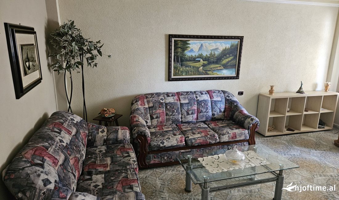 Shtepi me qera Apartament ne Durres, 2+1, Mobilimi E mobiluar, Pagesa 35,000  Leke.