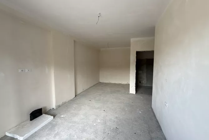 Apartment for sale in Tirana 2+1, Emty