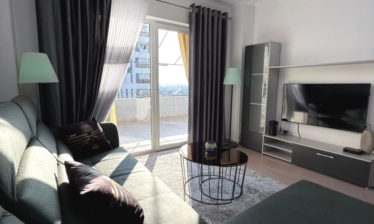 Shtepi me qera Apartament ne Tirane, 2+1, Mobilimi E mobiluar, Pagesa 650  Euro.