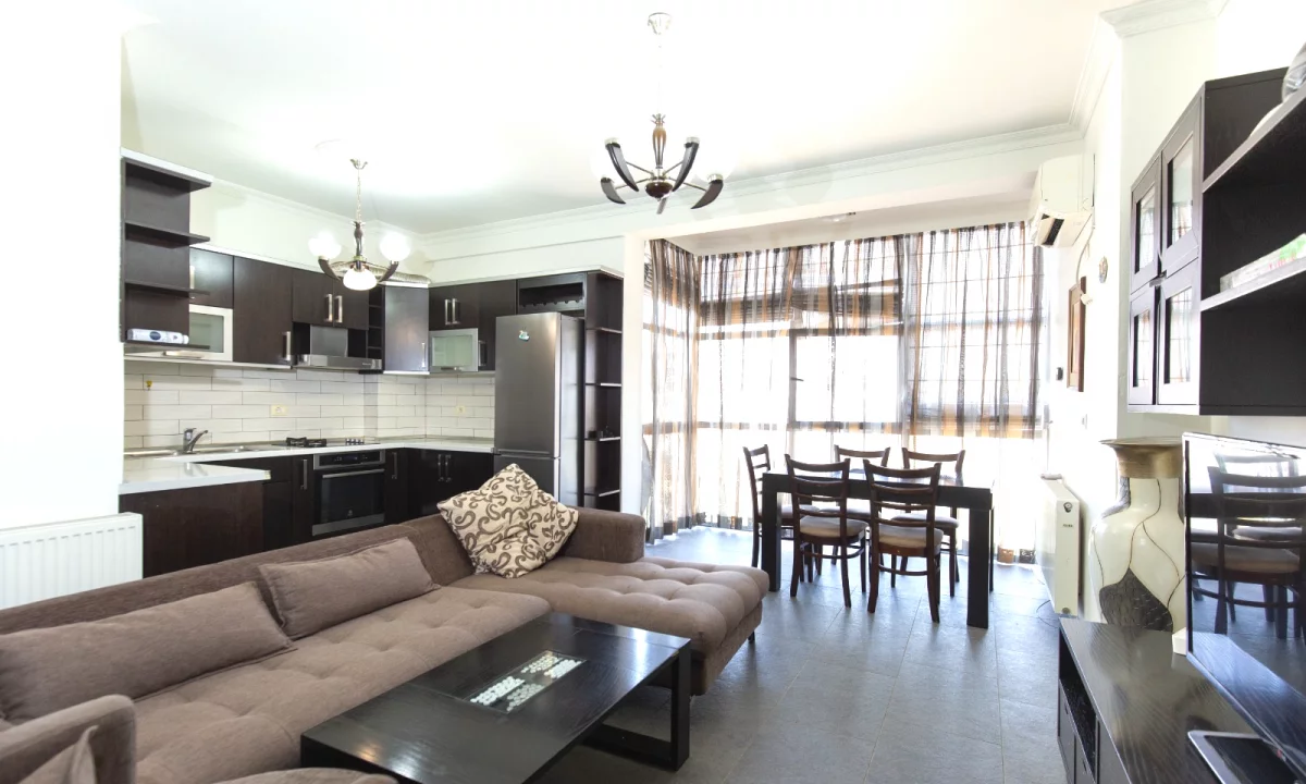 Shtepi me qera Apartament ne Tirane, 2+1, Mobilimi E mobiluar, Pagesa 600  Euro.