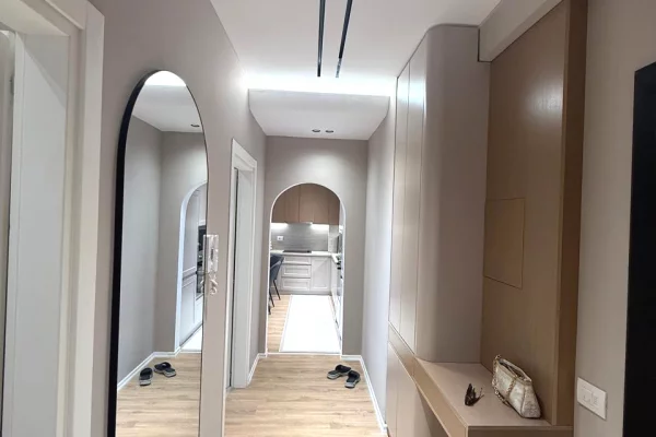 Shtepi me qera Apartament ne Tirane, 2+1, Mobilimi E mobiluar, Pagesa 600  Euro.