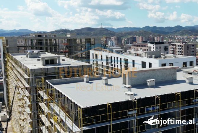 Shtepi ne shitje Apartament ne Tirane, 2+1, Mobilimi Bosh, pa mobiluar, Pagesa 141,000  Euro.