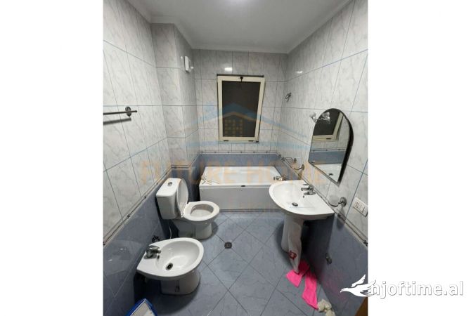Apartament 2+1+2 ne shitje 