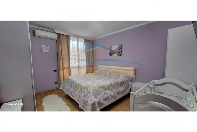 Shtepi ne shitje Apartament ne Tirane, 2+1, Mobilimi E mobiluar, Pagesa 225,000  Euro.