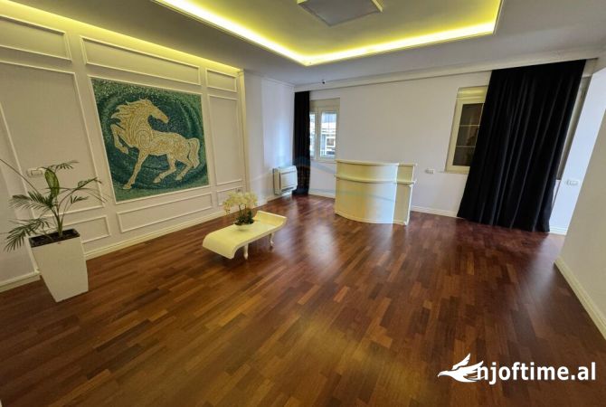 Business Property for Rent 3+1 in Tirana - 1,300 Euro