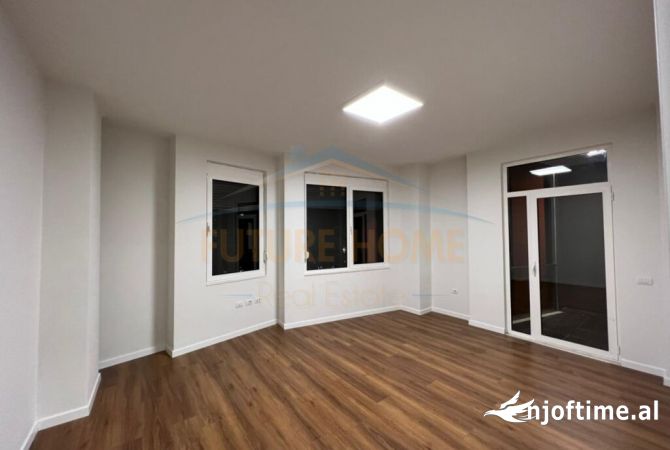 Business Property for Rent 3+1 in Tirana - 1,000 Euro