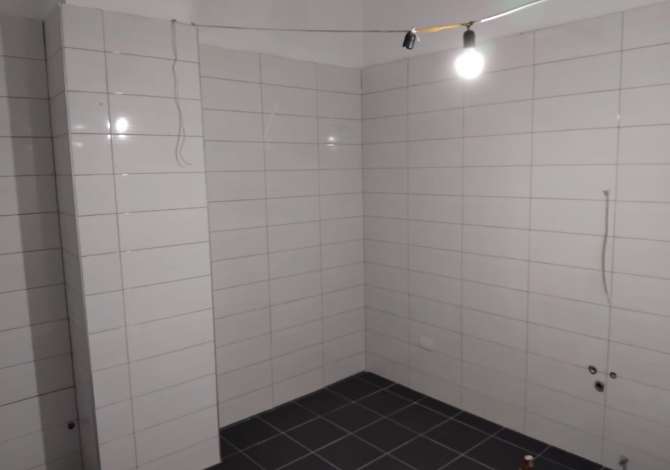 Business Property in Sale 1+1 in Tirana - 208,000 Euro