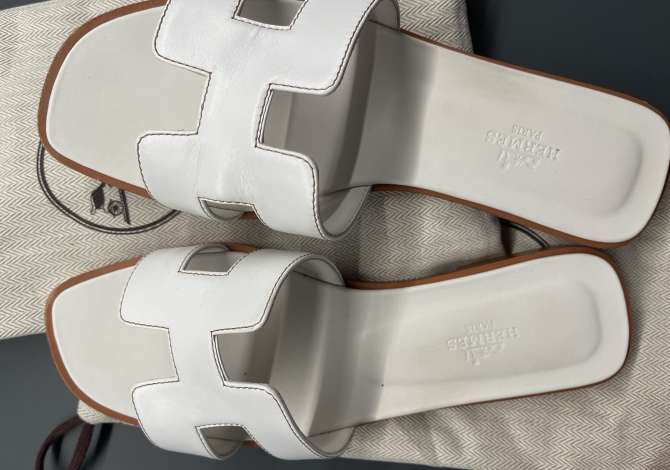 Veshje dhe Aksesor per te Rritur ne Tirane - 450 Euro