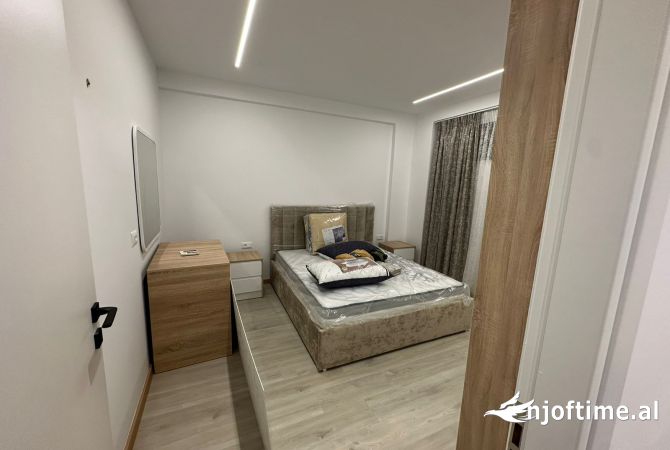 Shtepi me qera Apartament ne Tirane, 1+1, Mobilimi E mobiluar, Pagesa 65,000  Leke.