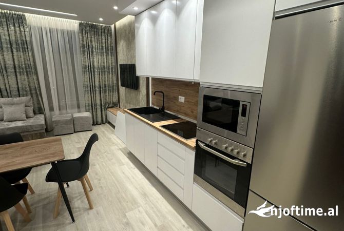 Shtepi me qera Apartament ne Tirane, 1+1, Mobilimi E mobiluar, Pagesa 65,000  Leke.