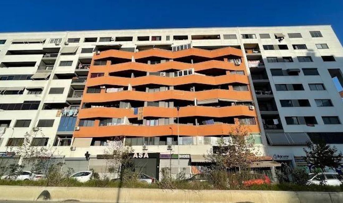 Shtepi ne shitje Apartament ne Tirane, 1+1, Mobilimi E mobiluar, Pagesa 96,000  Euro.