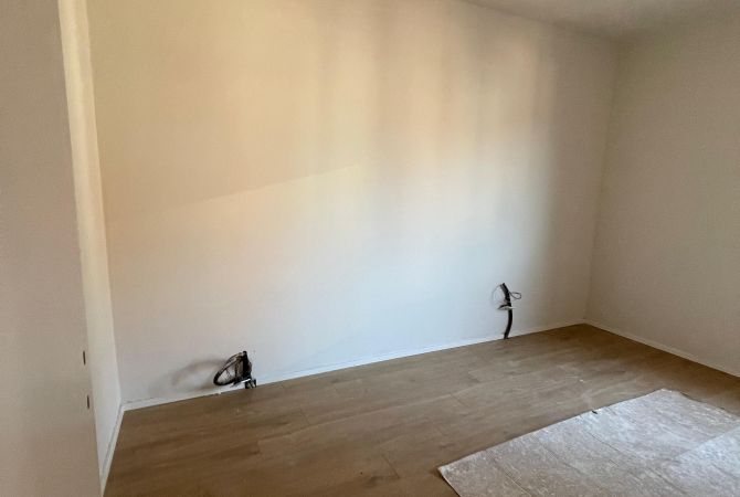 Shtepi ne shitje Apartament ne Tirane, 1+1, Mobilimi Bosh, pa mobiluar, Pagesa 96,000  Euro.