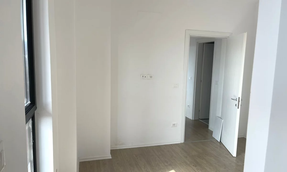 AMBIENT BIZNESI ME QIRA TE TIRANA GARDEN BUILDING , KONTAKTO VTM WHATSAPP