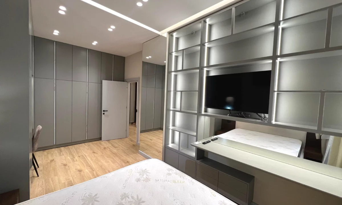 Shtepi me qera Apartament ne Tirane, 1+1, Mobilimi E mobiluar, Pagesa 850  Euro.