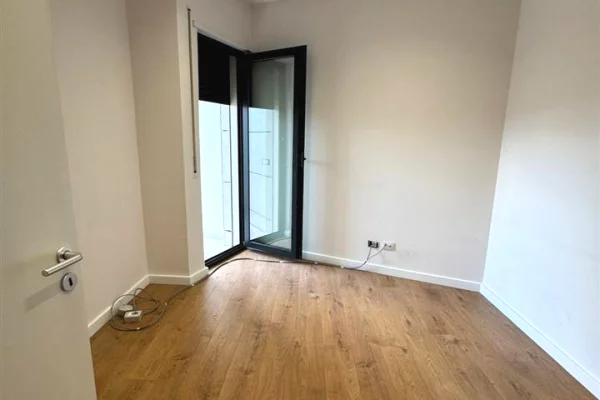 Business Property for Rent 3+1 in Tirana - 1,999 Euro