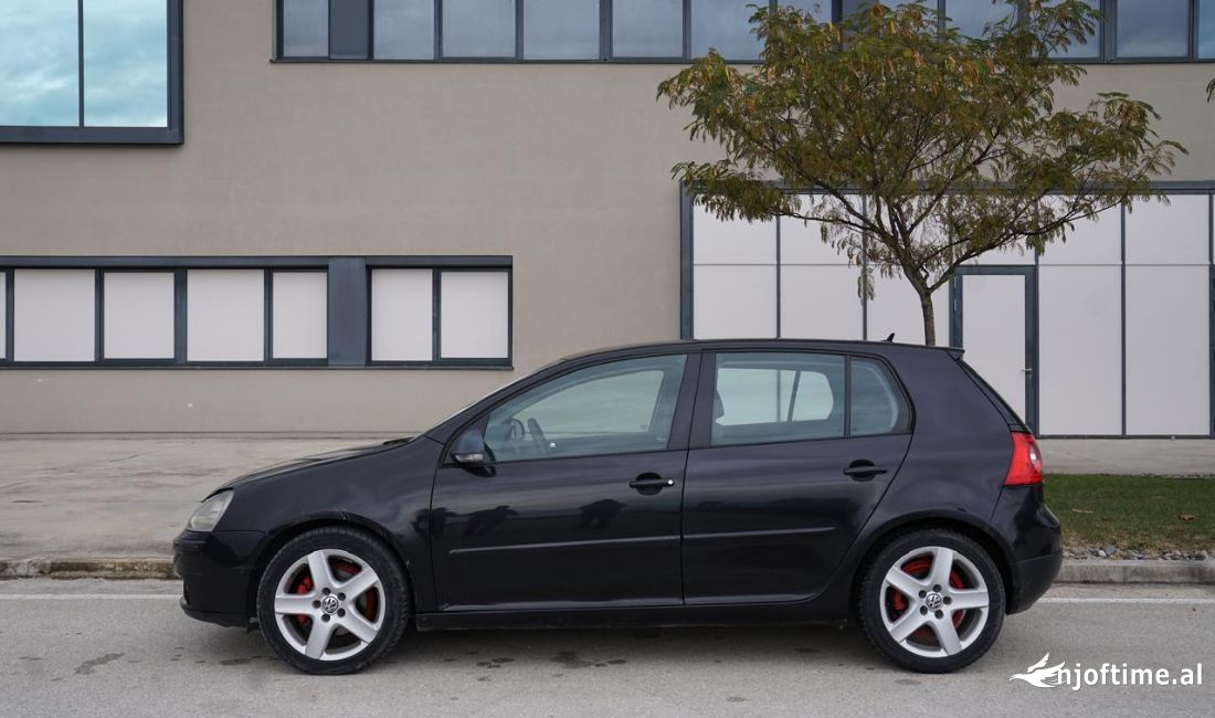 Makina me qera Golf 5 me cmim 25 dita 