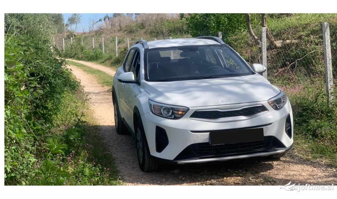 Makina me qera Kia Stonic me cmim 50 euro dita 