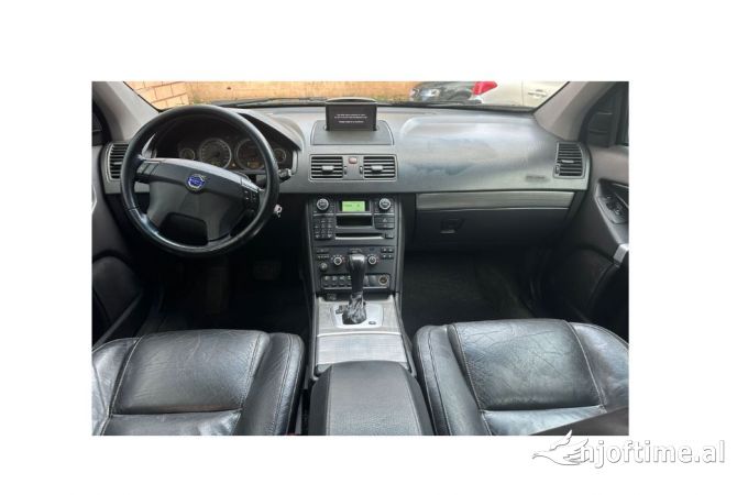 Makina me qera Volvo me cmim 60 euro dita