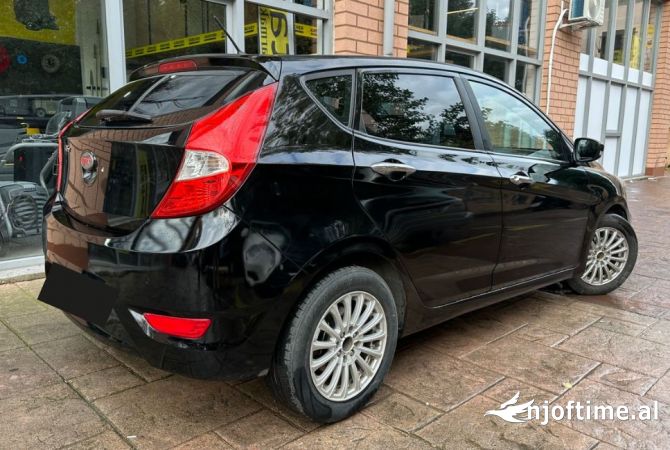 Noleggio Auto a Tirana - 50 Euro