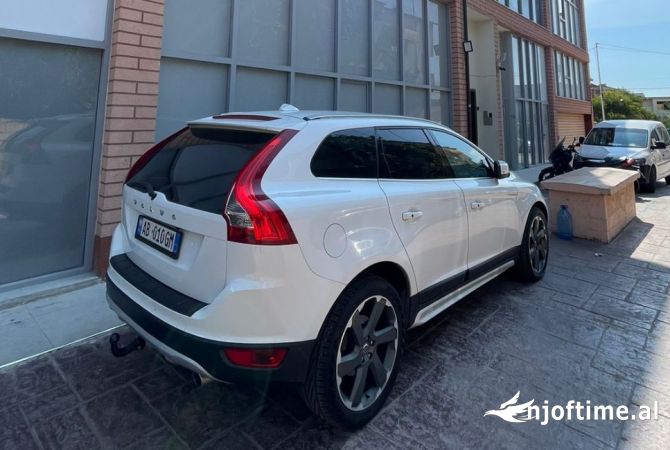 Makina me qera Volvo me cmim 50 euro dita 