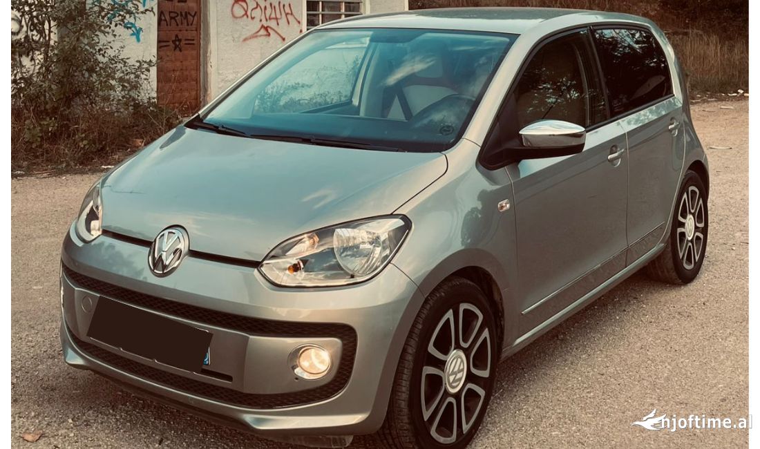 Makina me qera Volkswagen Up me cmim 40 euro dita 