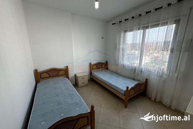 Shtepi ne shitje Apartament ne Tirane, 2+1, Mobilimi E mobiluar, Pagesa 140,000  Euro.