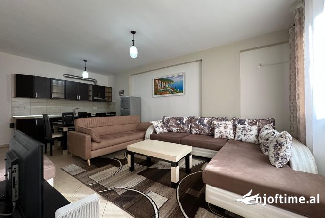 Apartament ne shitje tek unaza e re