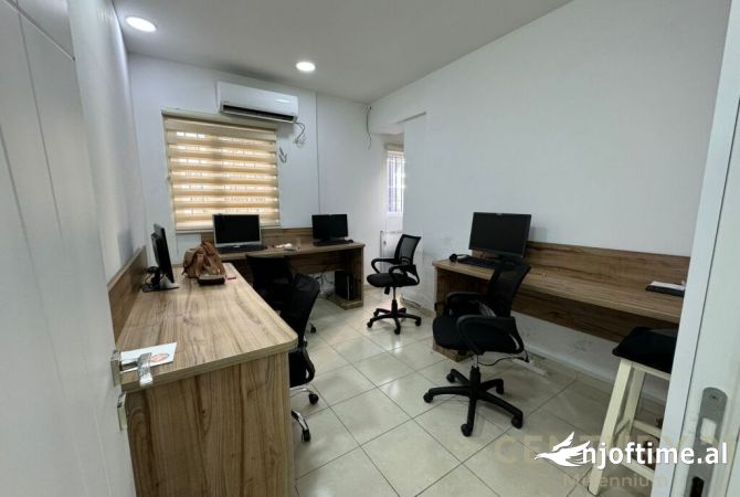 Business Property for Rent 3+1 in Tirana - 850 Euro