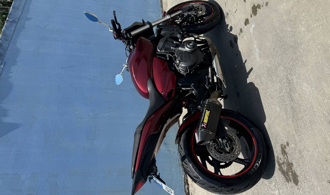 Shitet Honda Hornet 600cc Gjendje si i Ri 