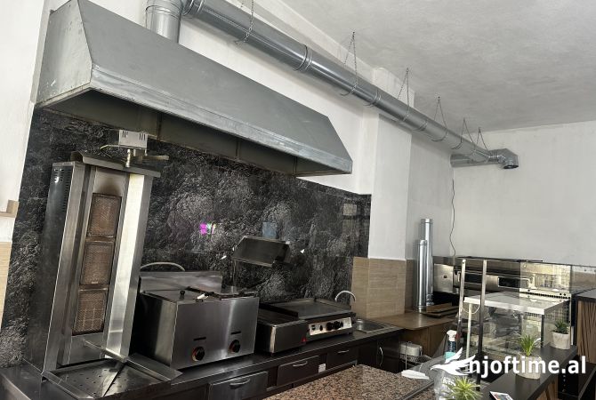 Jepet piceri me qira ne Fresk