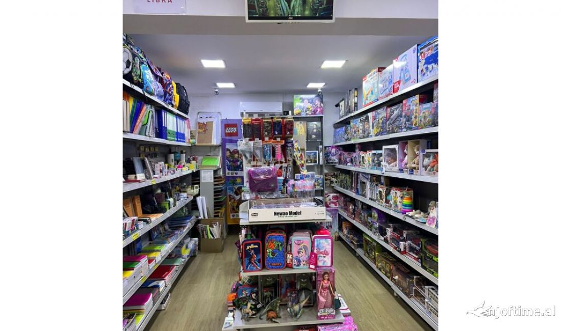 Biznes per Shitje ne Rruga Barrikadave !