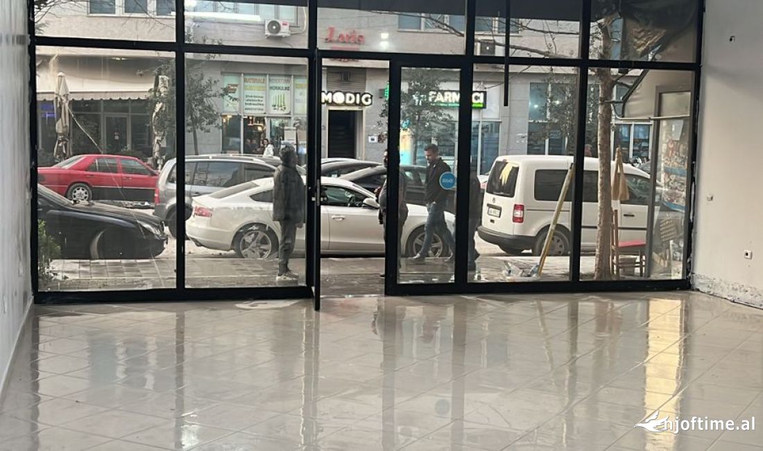 Jepet me qera Ambient Komercial, Vila L, Astiri