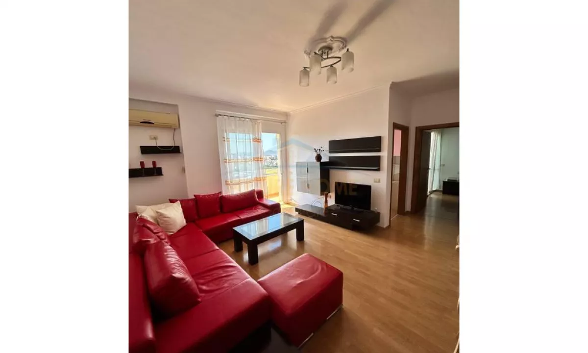 Shtepi me qera Apartament ne Tirane, 2+1, Mobilimi E mobiluar, Pagesa 450  Euro.