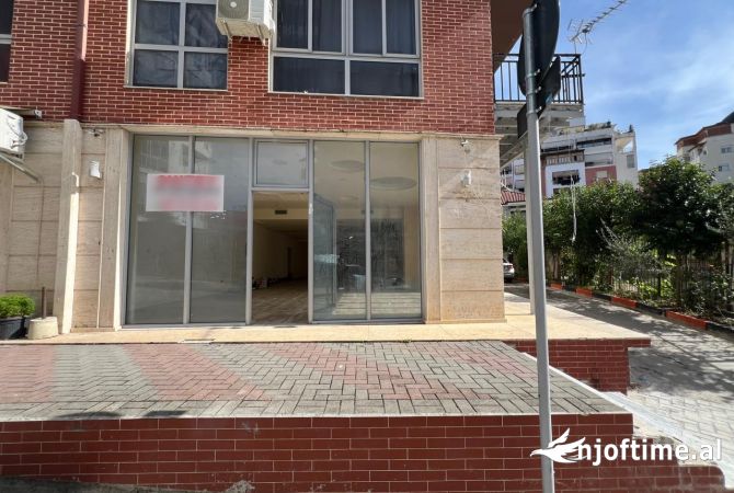 Tirane, shitet ambjent biznesi Kati 0, 170 m2 255.000 Euro (Fresk)
