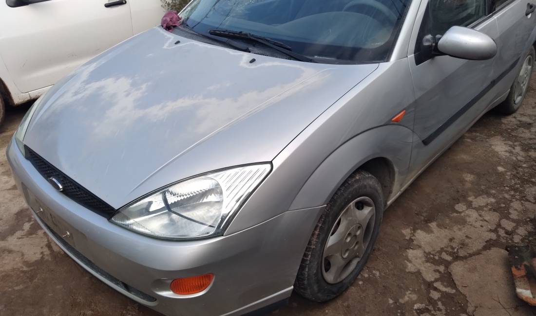 Ford Focus Benzine Hapur Per Pjes