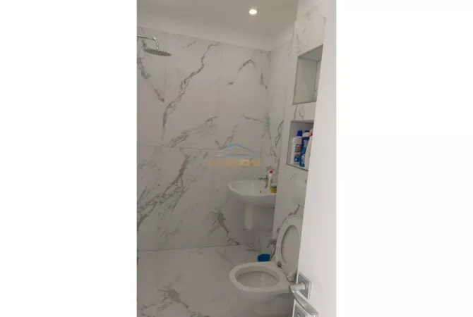 Shtepi me qera Apartament ne Tirane, 1+1, Mobilimi E mobiluar, Pagesa 600  Euro.