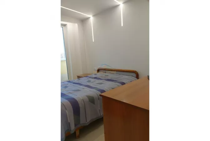 Shtepi me qera Apartament ne Tirane, 1+1, Mobilimi E mobiluar, Pagesa 600  Euro.