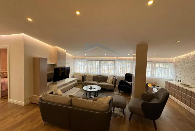 Qera, Apartament 3+1, Fresku, Tirane. Return56264