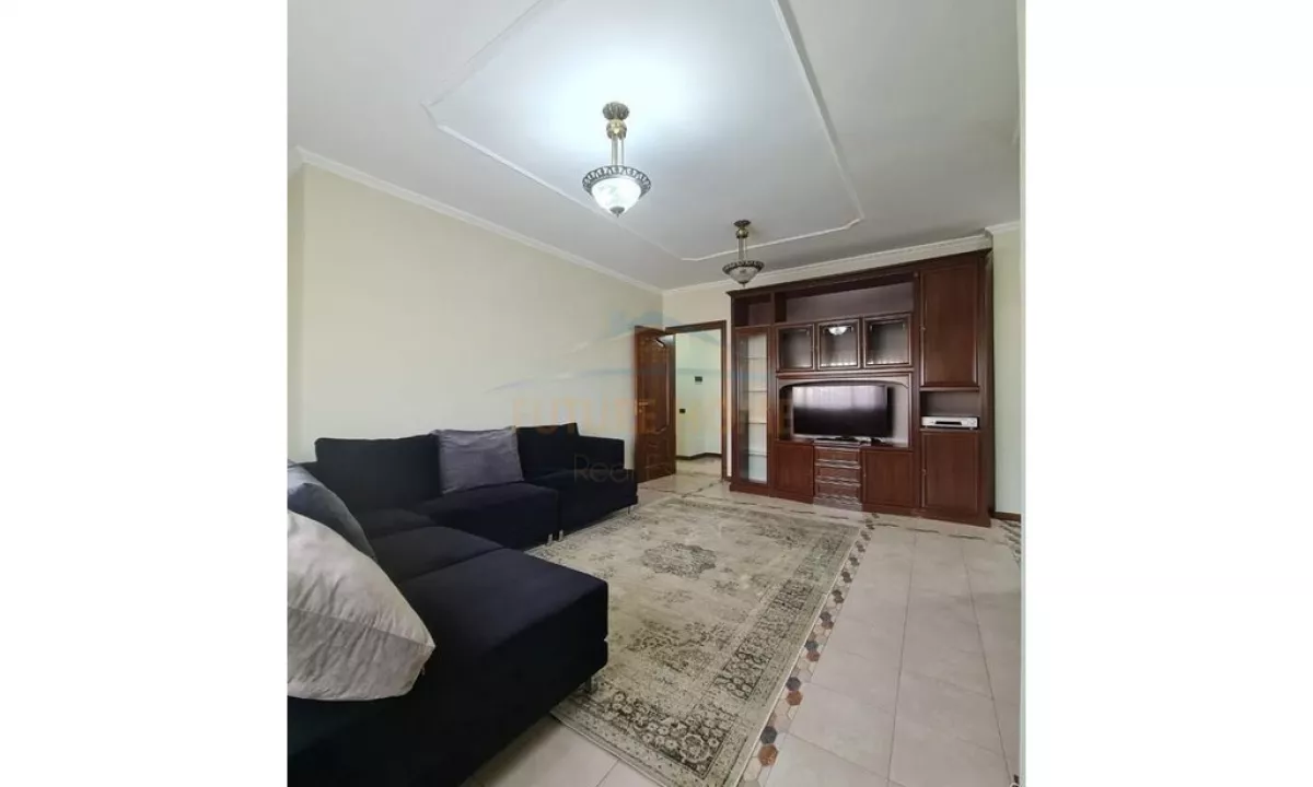 Shtepi ne shitje Apartament ne Tirane, 3+1, Mobilimi E mobiluar, Pagesa 295,000  Euro.