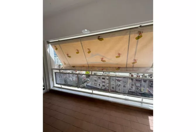 Shtepi ne shitje Apartament ne Tirane, 2+1, Mobilimi Bosh, pa mobiluar, Pagesa 215,000  Euro.