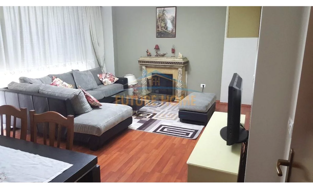 Shtepi me qera Apartament ne Tirane, 1+1, Mobilimi E mobiluar, Pagesa 550  Euro.