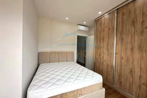 Shtepi me qera Apartament ne Tirane, 1+1, Mobilimi E mobiluar, Pagesa 848  Euro.