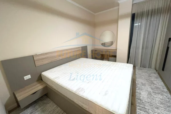 Shtepi me qera Apartament ne Tirane, 1+1, Mobilimi E mobiluar, Pagesa 999  Euro.